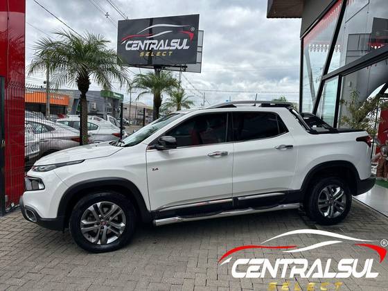 FIAT TORO 2.4 16V MULTIAIR FLEX VOLCANO AT9 FIAT TORO 2.4 16V MULTIAIR FLEX VOLCANO AT9